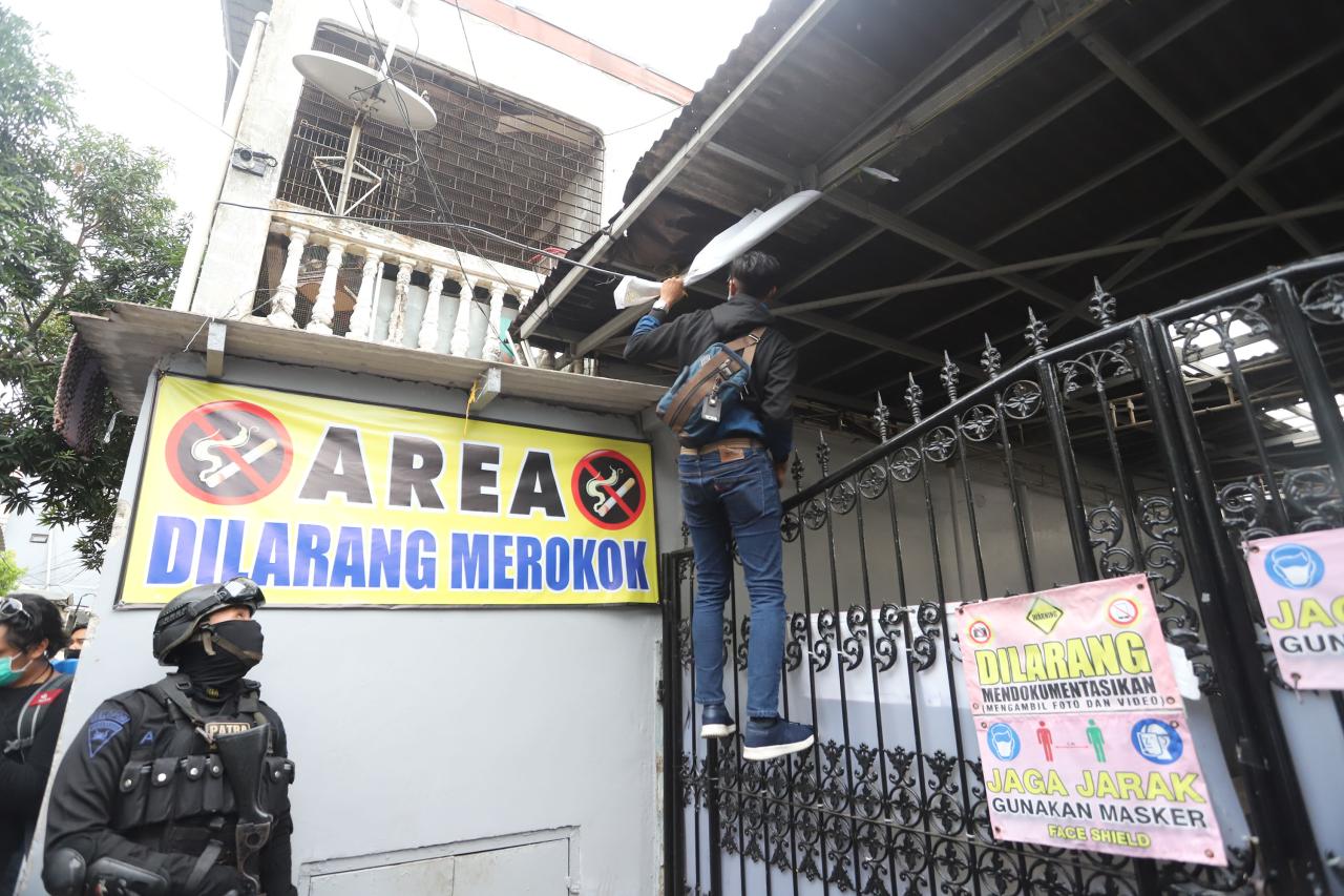 Resmi Dibubarkan Pemerintah,...