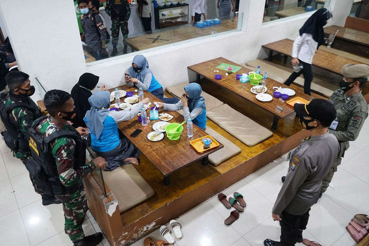 Aparat Gabungan Gelar...