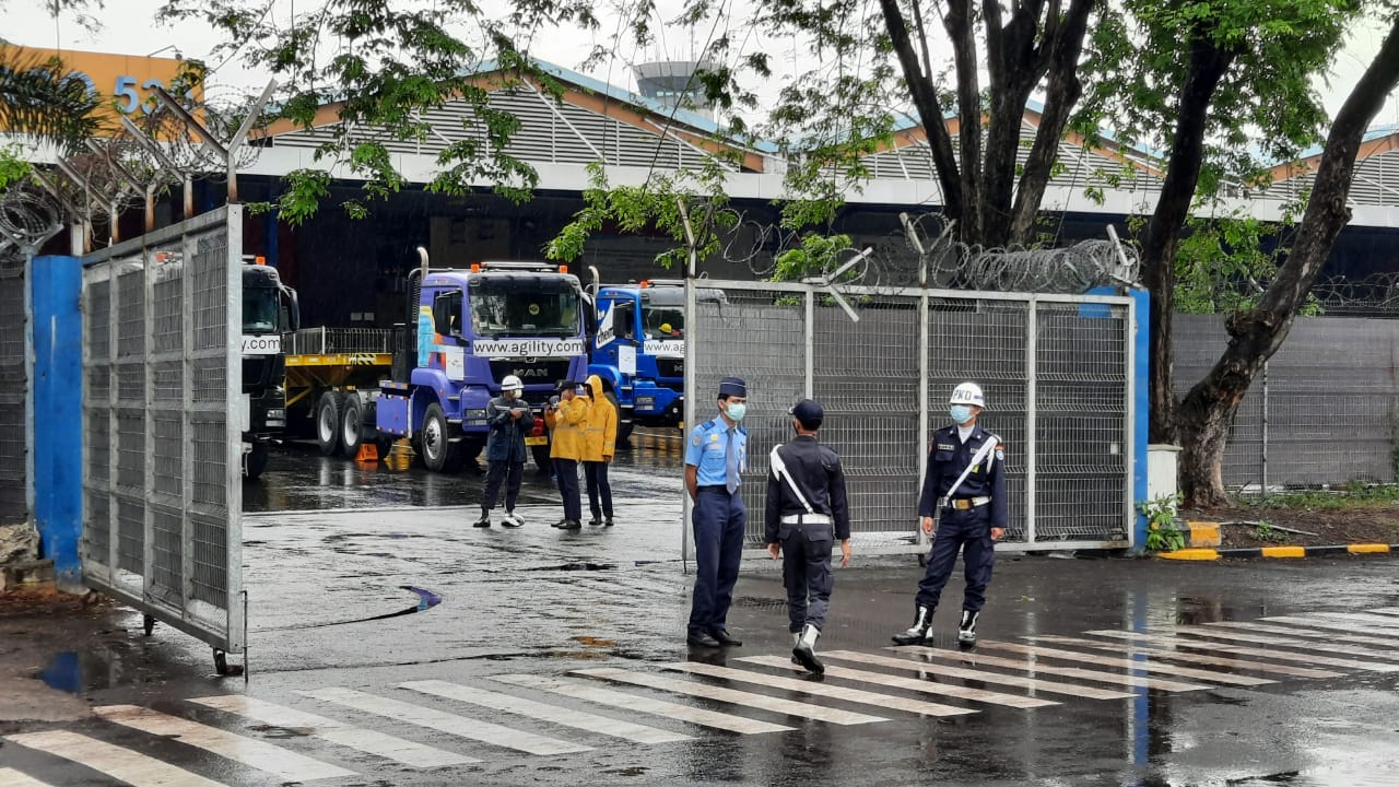 Tiba di Indonesia, Vaksin...