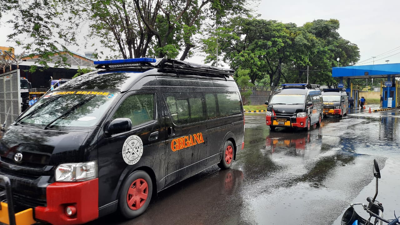 Tiba di Indonesia, Vaksin...