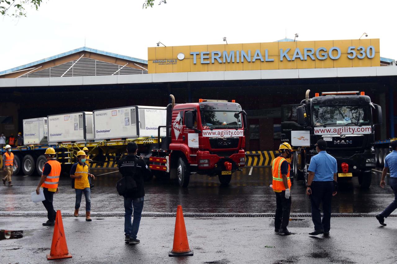 Tiba di Terminal Cargo...