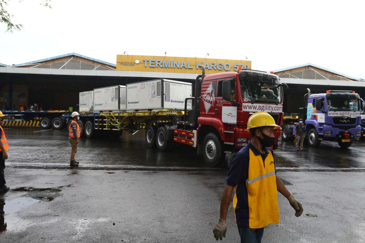Tiba di Terminal Cargo...