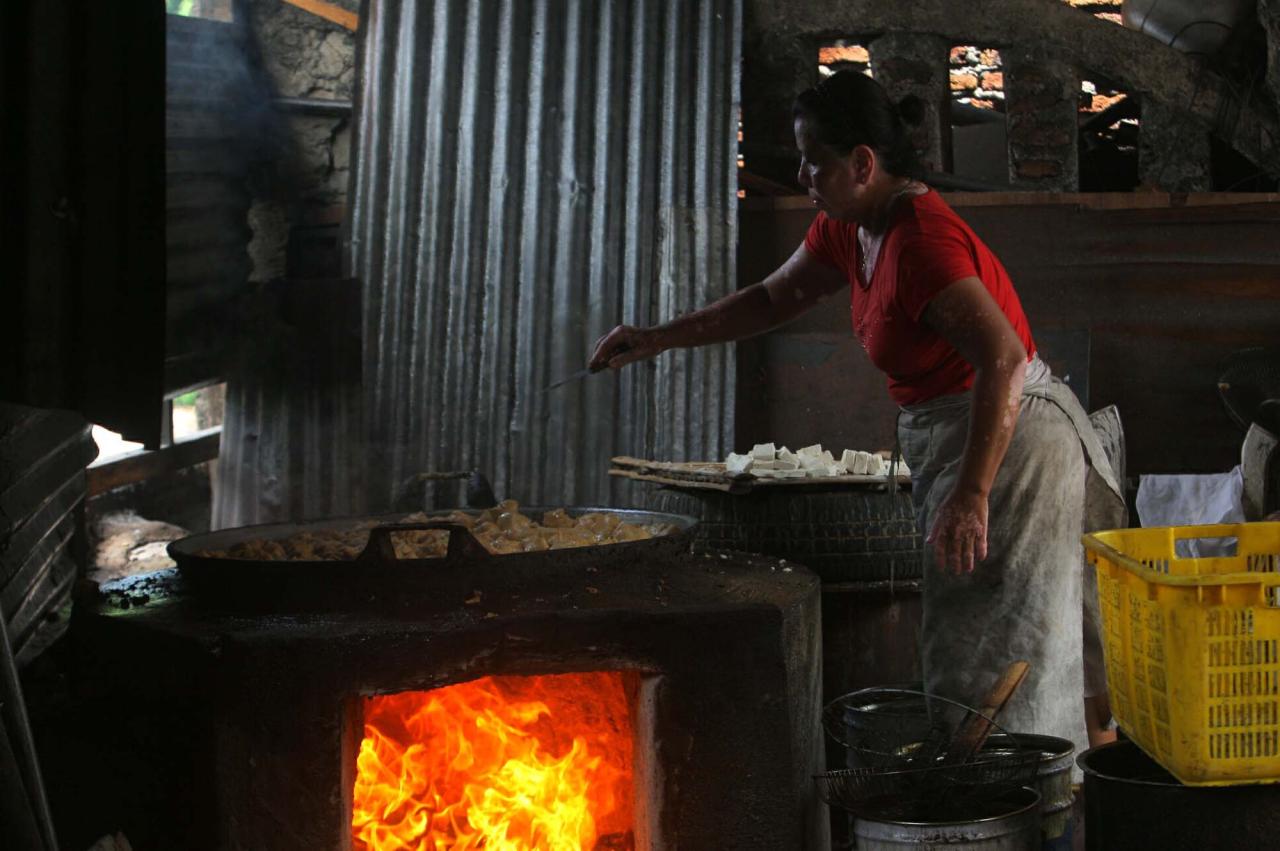 Harga Kedelai Melonjak,...