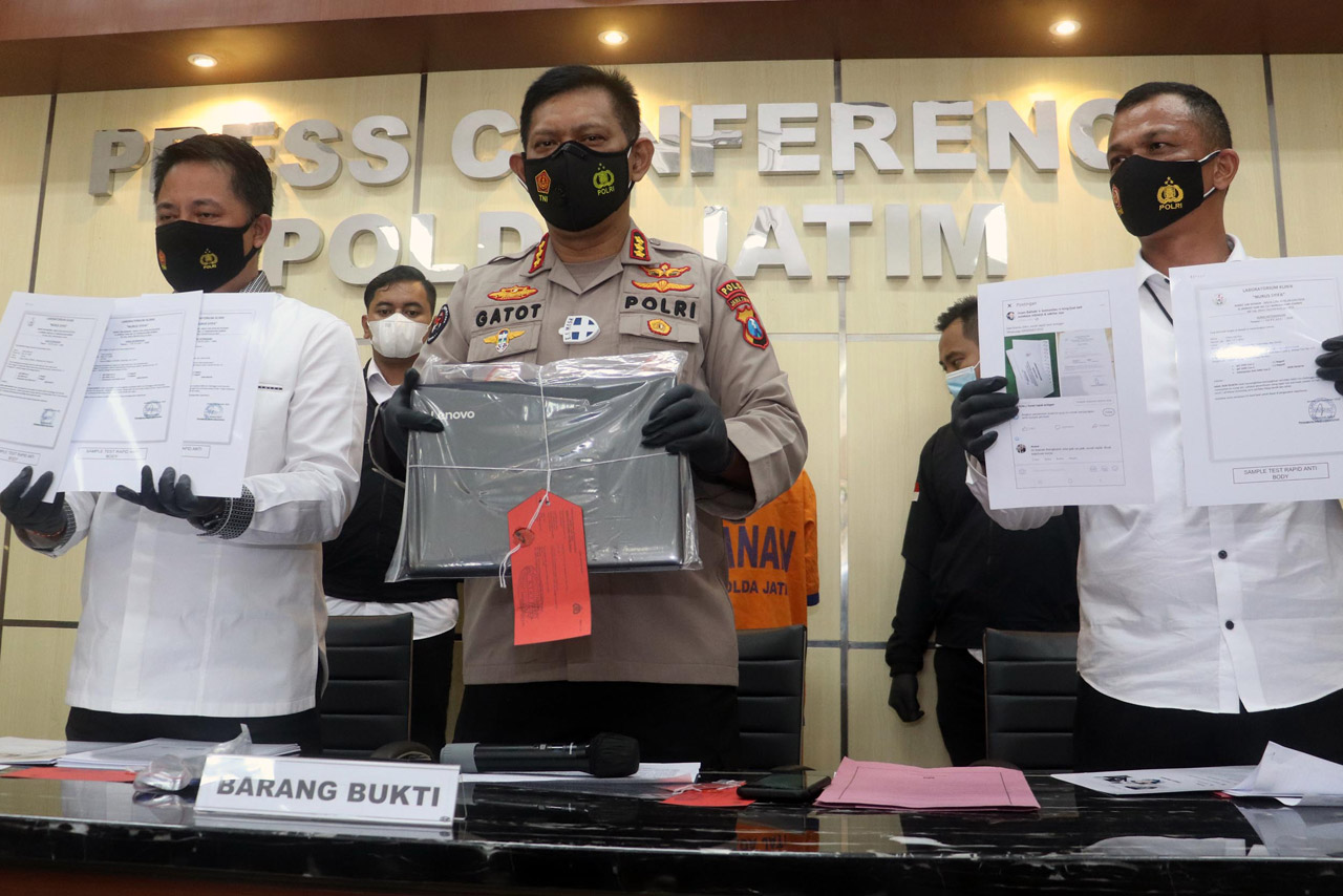 Polisi Tangkap Mahasiswa...