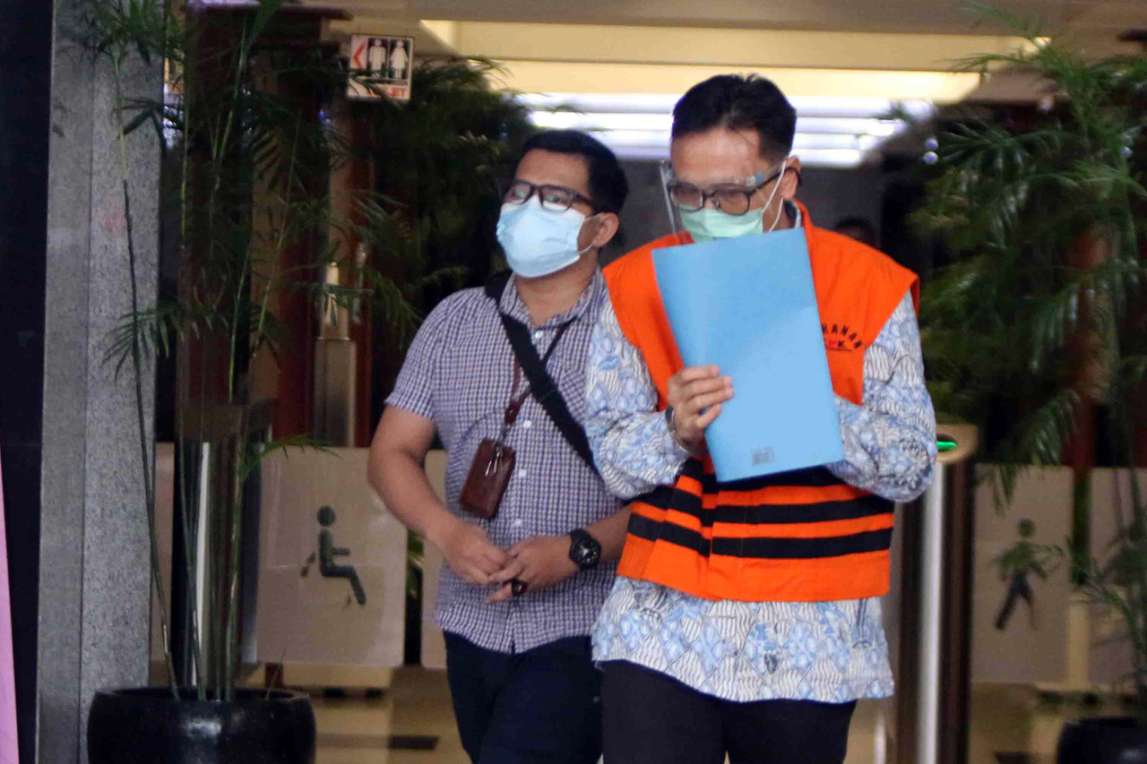 KPK Lanjutkan Pemeriksaan...