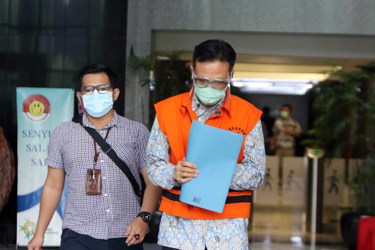 KPK Lanjutkan Pemeriksaan...