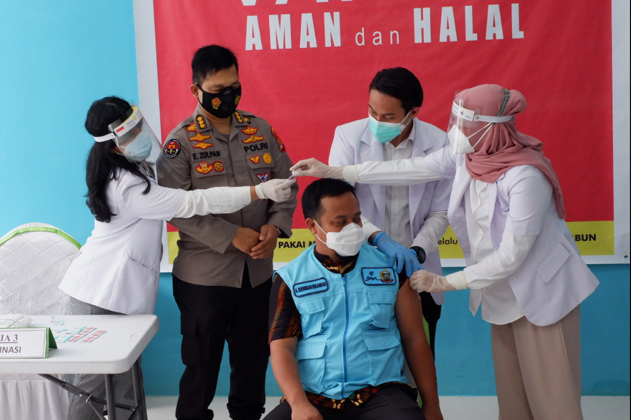 Hari Ini Kick-Off Vaksinasi...