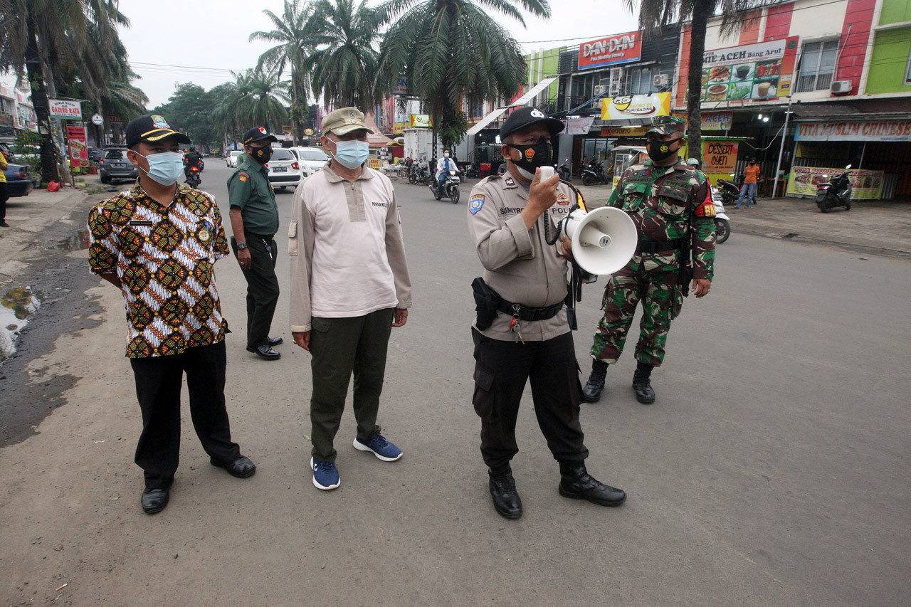 Petugas Gabungan Gelar...