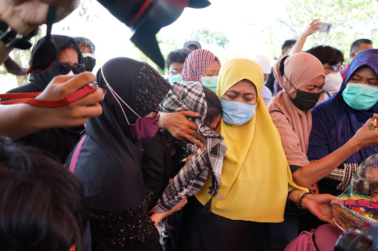 Isak Tangis Keluarga...