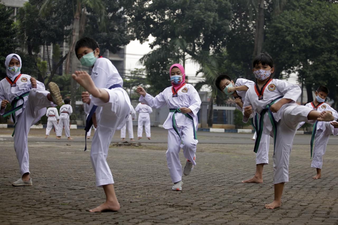 Melihat Siswa Ampibi...