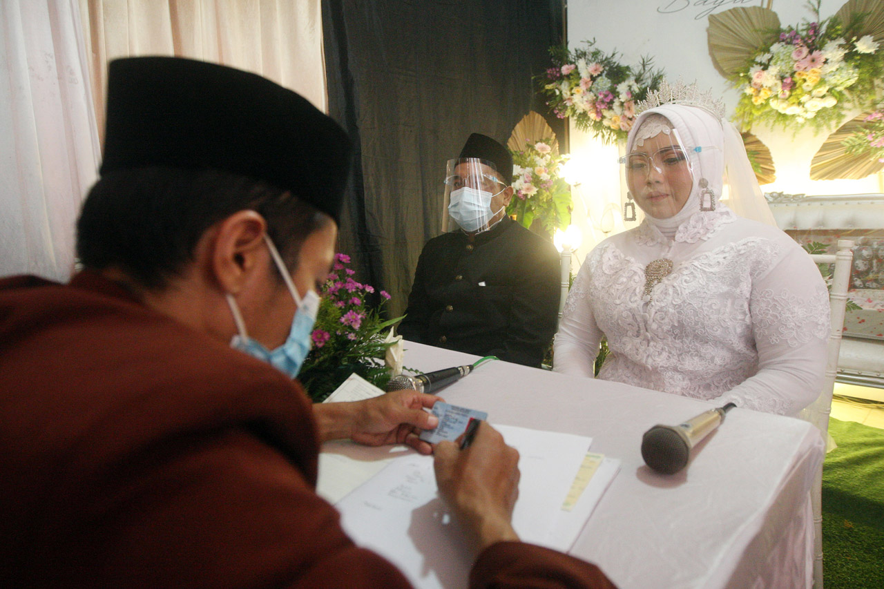 Menikah di Tengah PSBB...