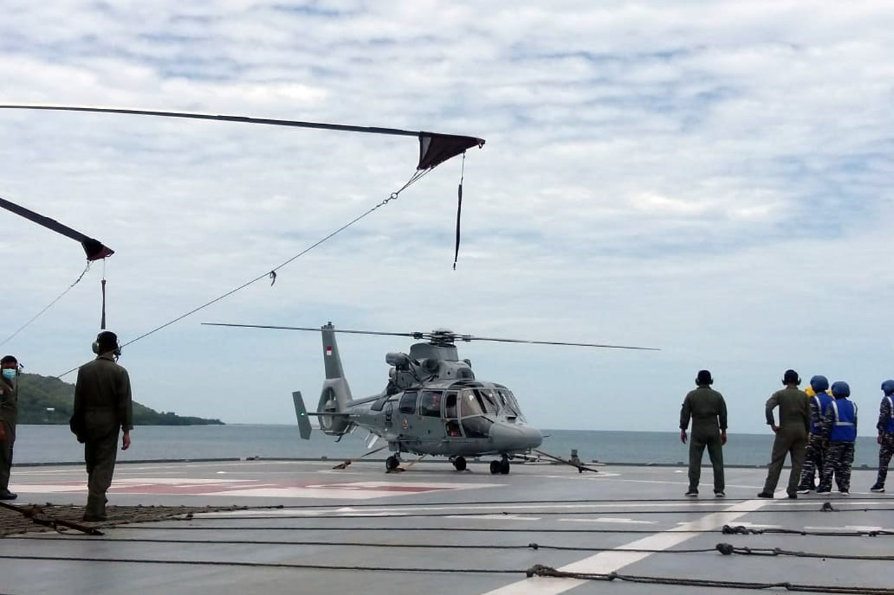 Kerahkan Helikopter,...
