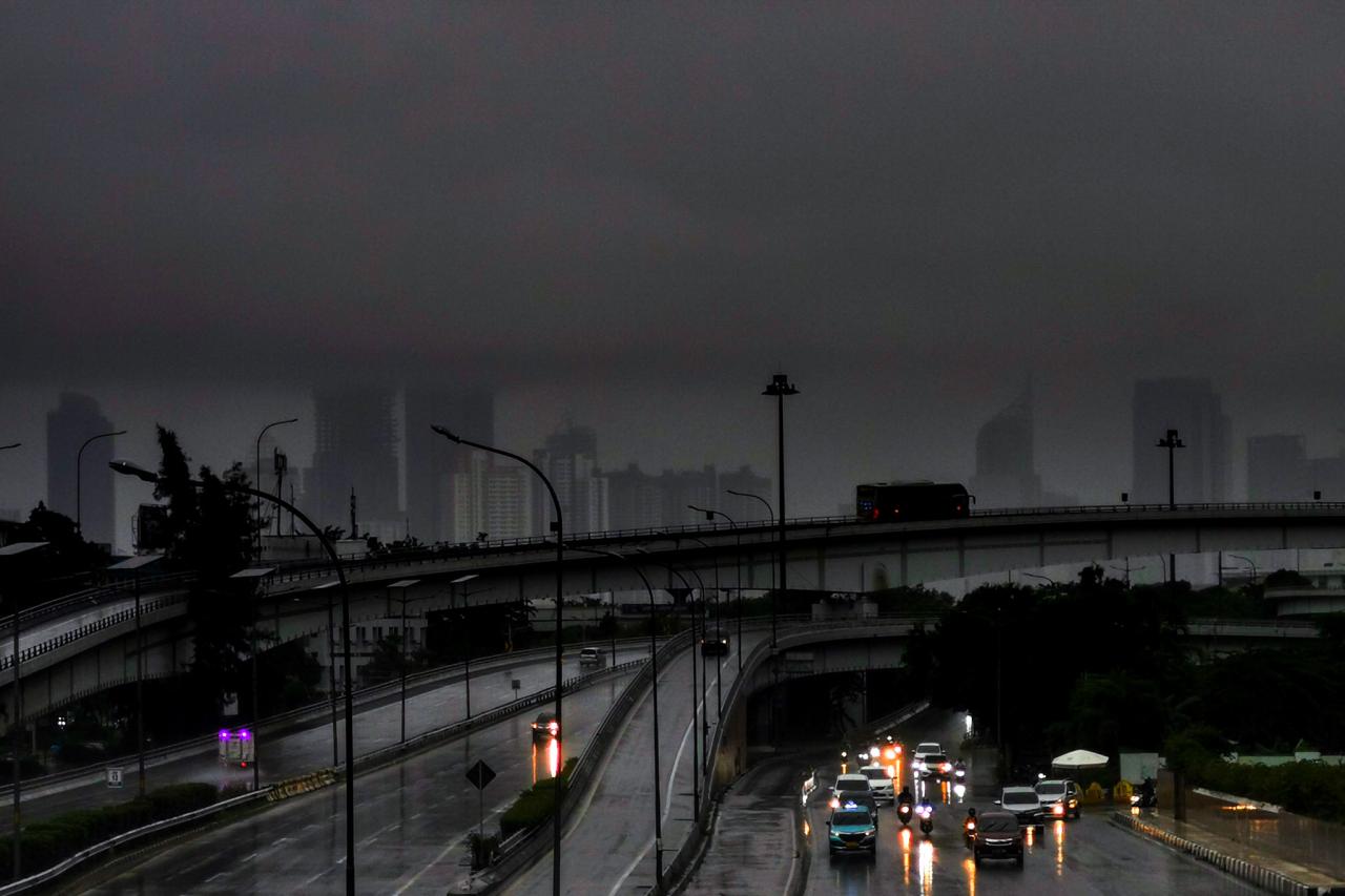 Jakarta Diguyur Hujan...