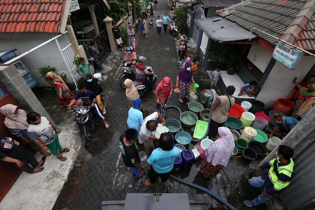 Air PDAM Mati, Warga...