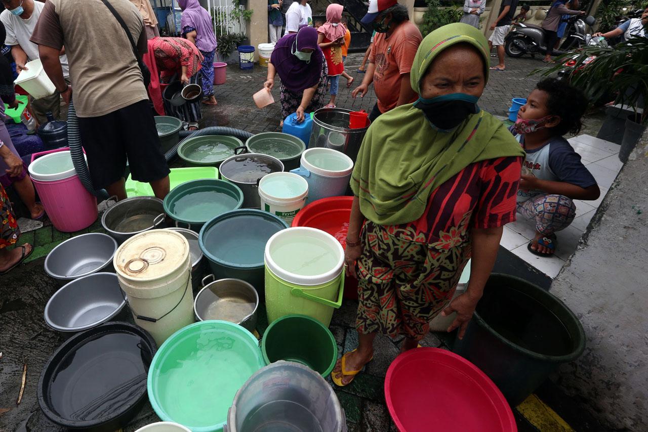 Air PDAM Mati, Warga...