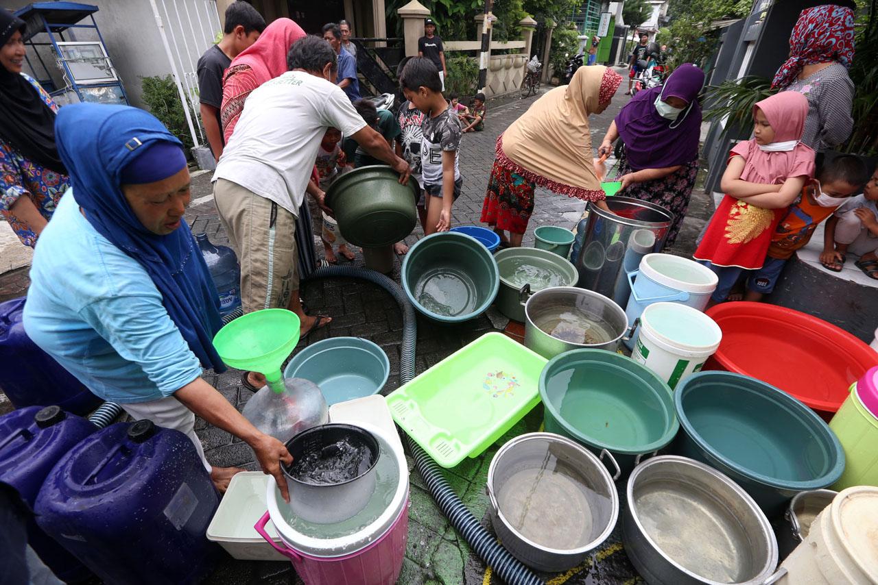 Air PDAM Mati, Warga...
