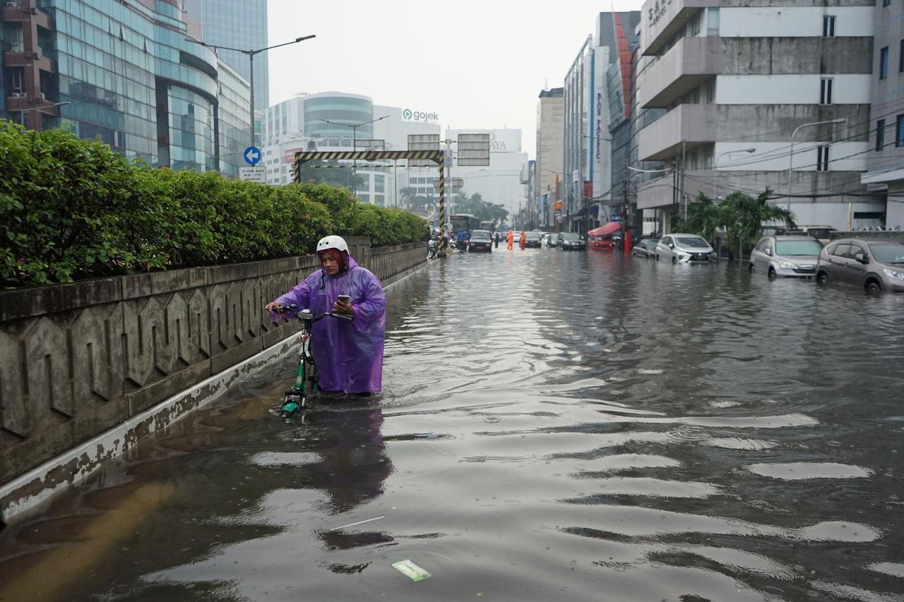 Banjir Setinggi 70 Cm...