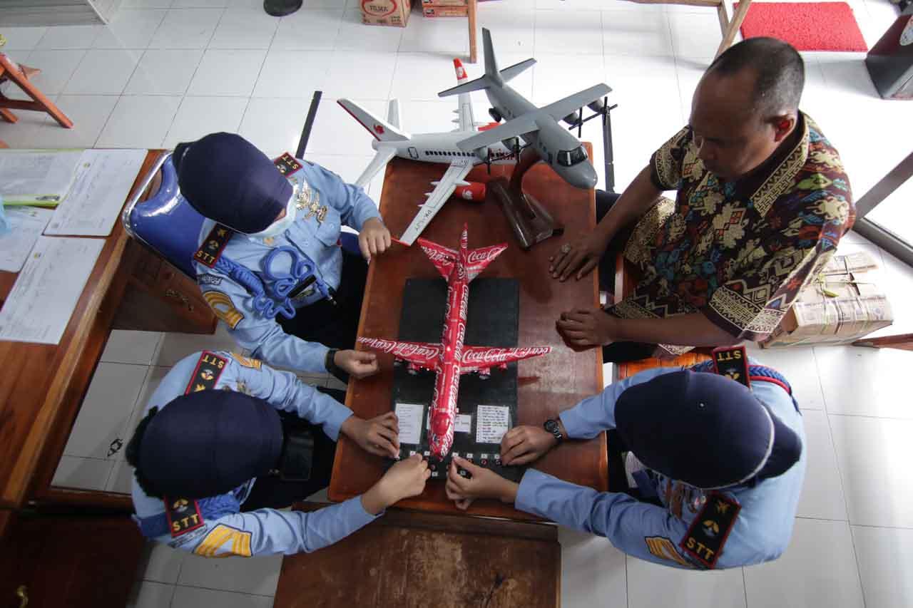 Keren, Siswa SMK Ini...
