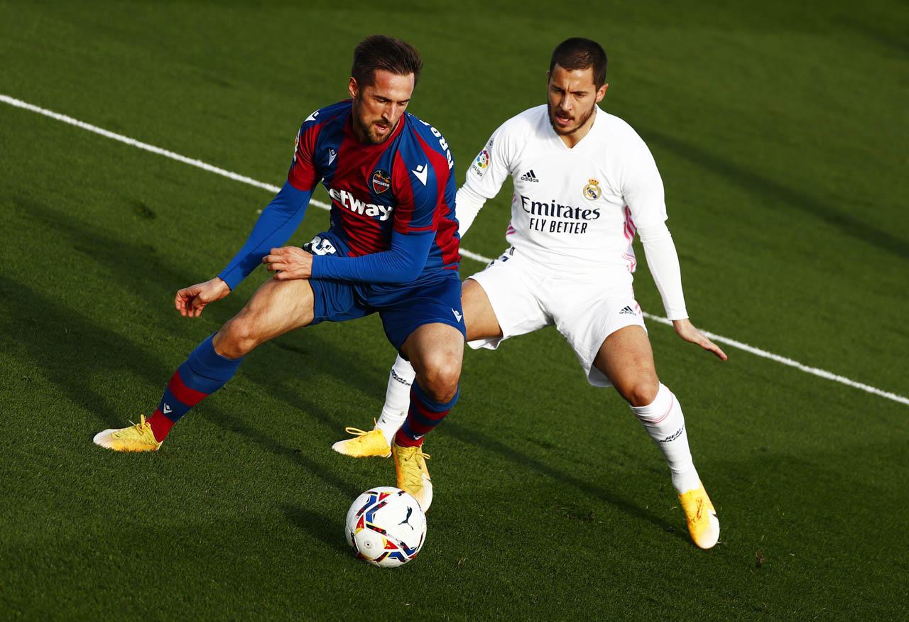 Menang 2-1, Levante...