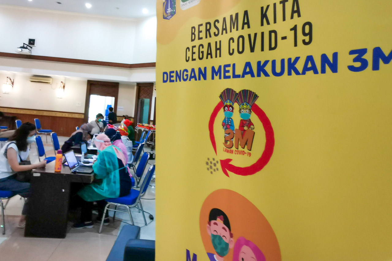 Ratusan Tenaga Kesehatan...