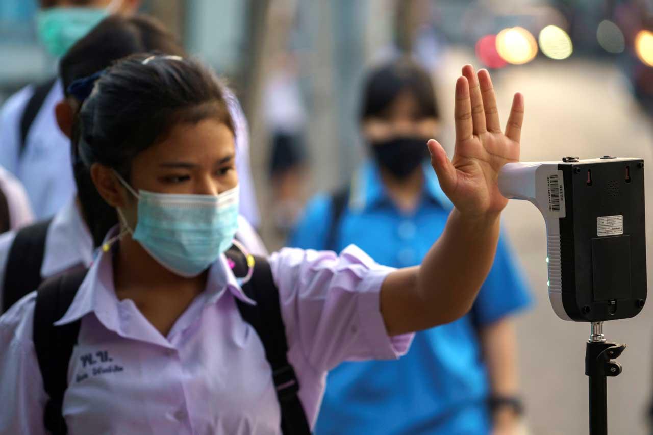 Sekolah-Sekolah di Bangkok...