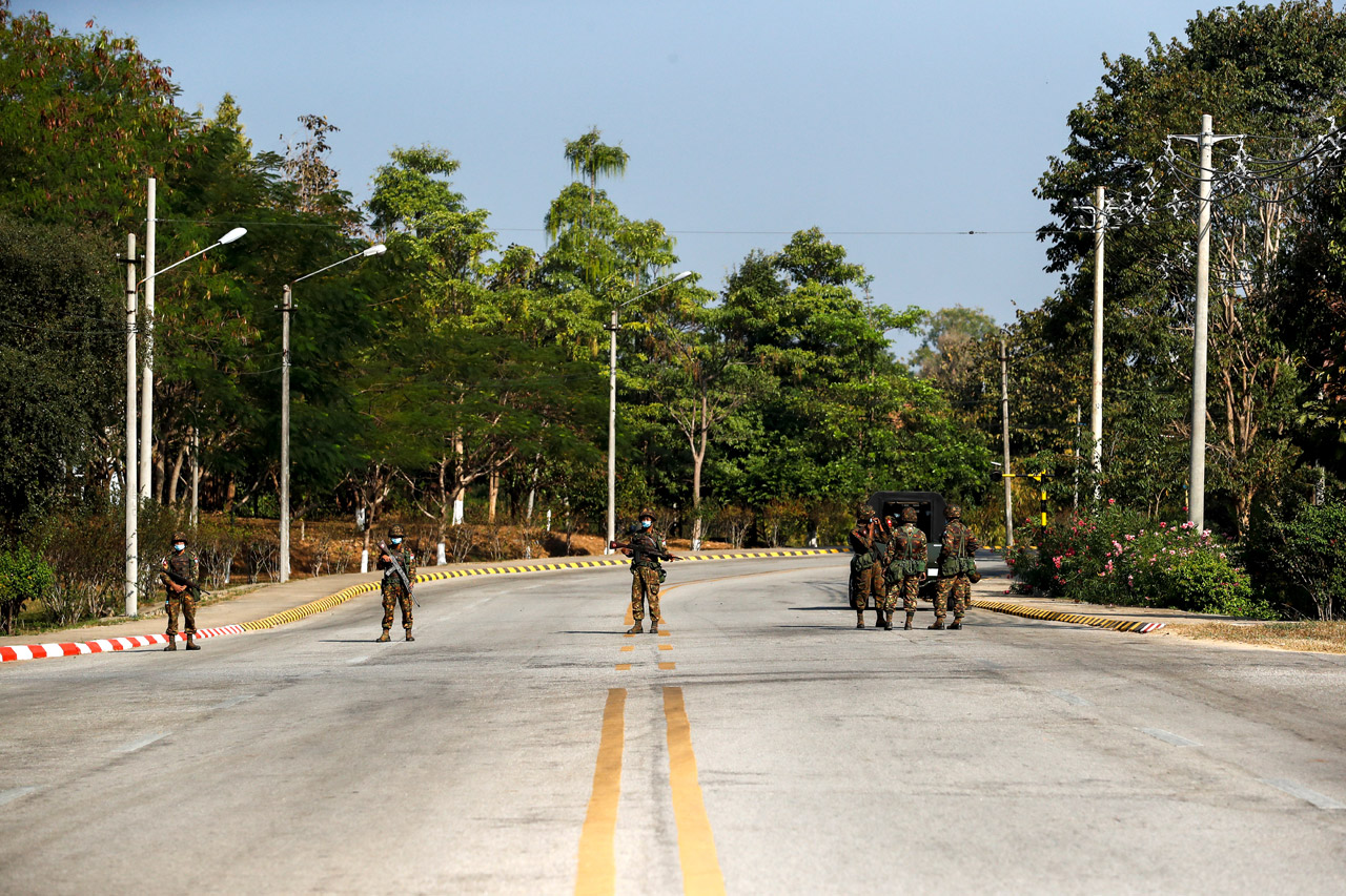 Kudeta Myanmar, Tentara...