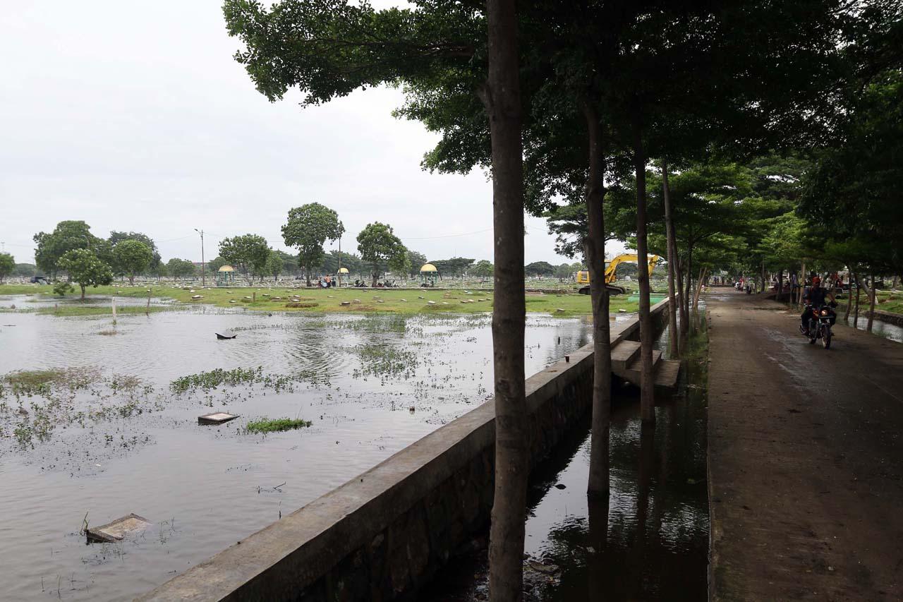 Banjir di TPU Semper...