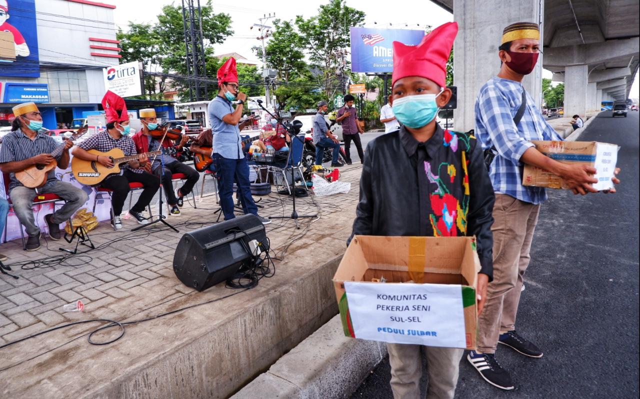 Aksi Seniman Peduli...