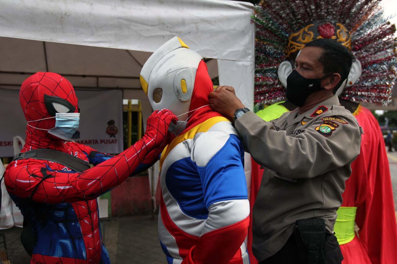 Gerakan Jakarta Bermasker,...