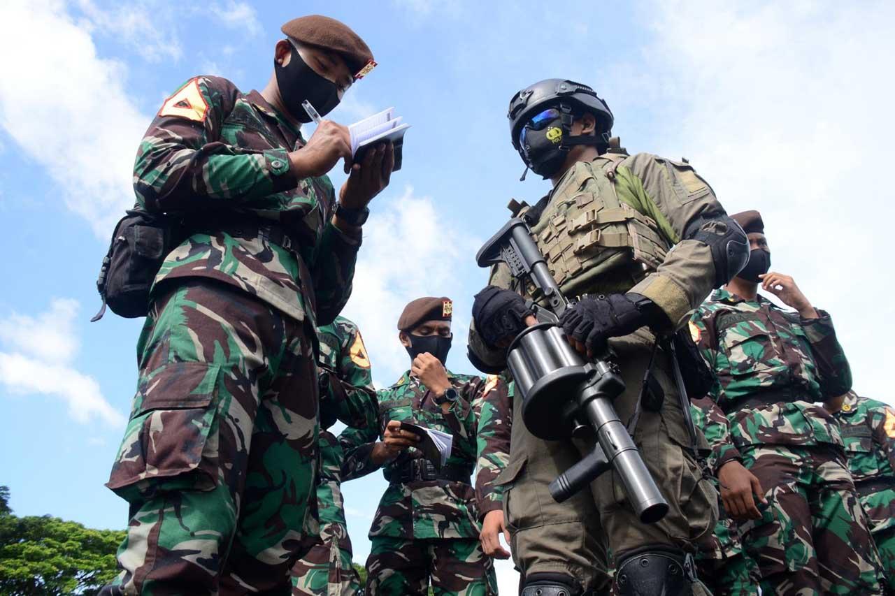 Pelajari Kesenjataan,...