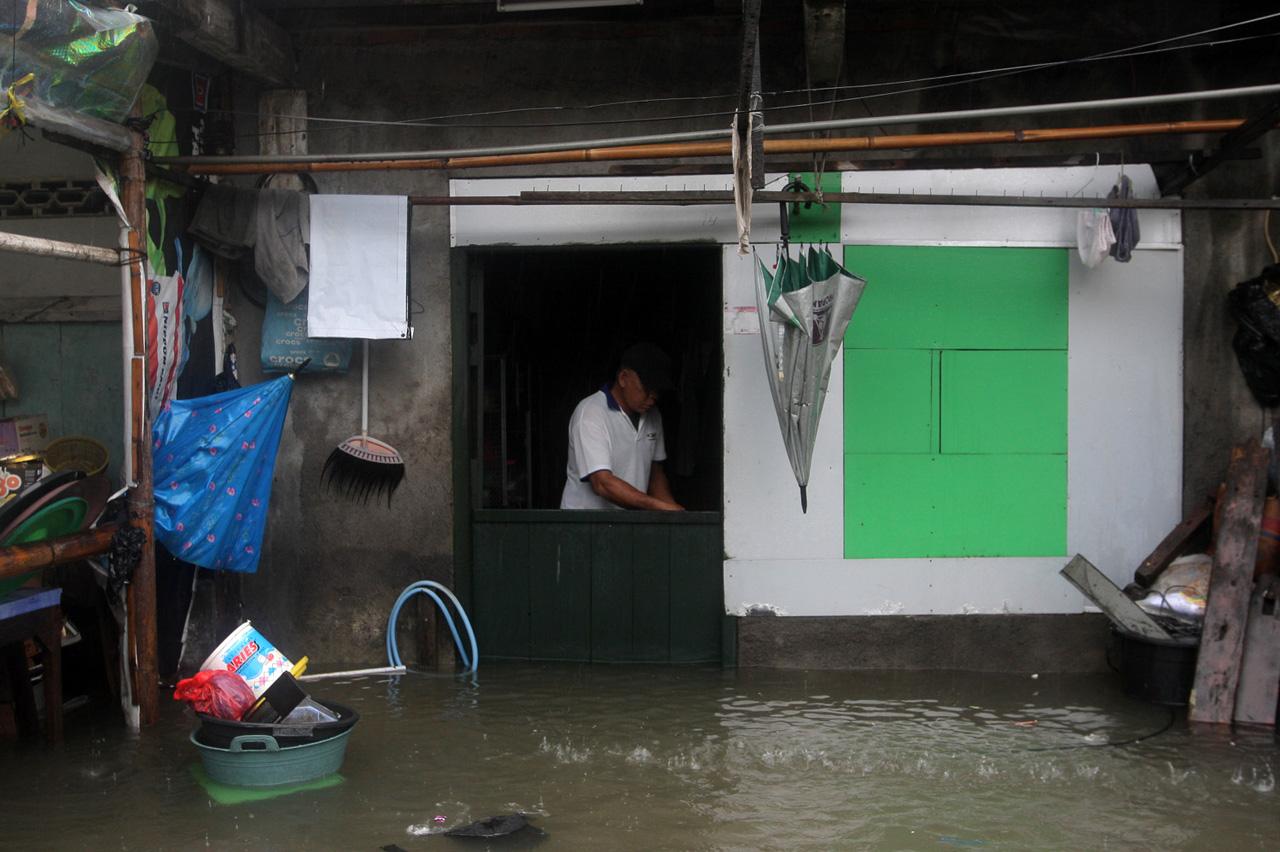 Banjir Parah Kepung...