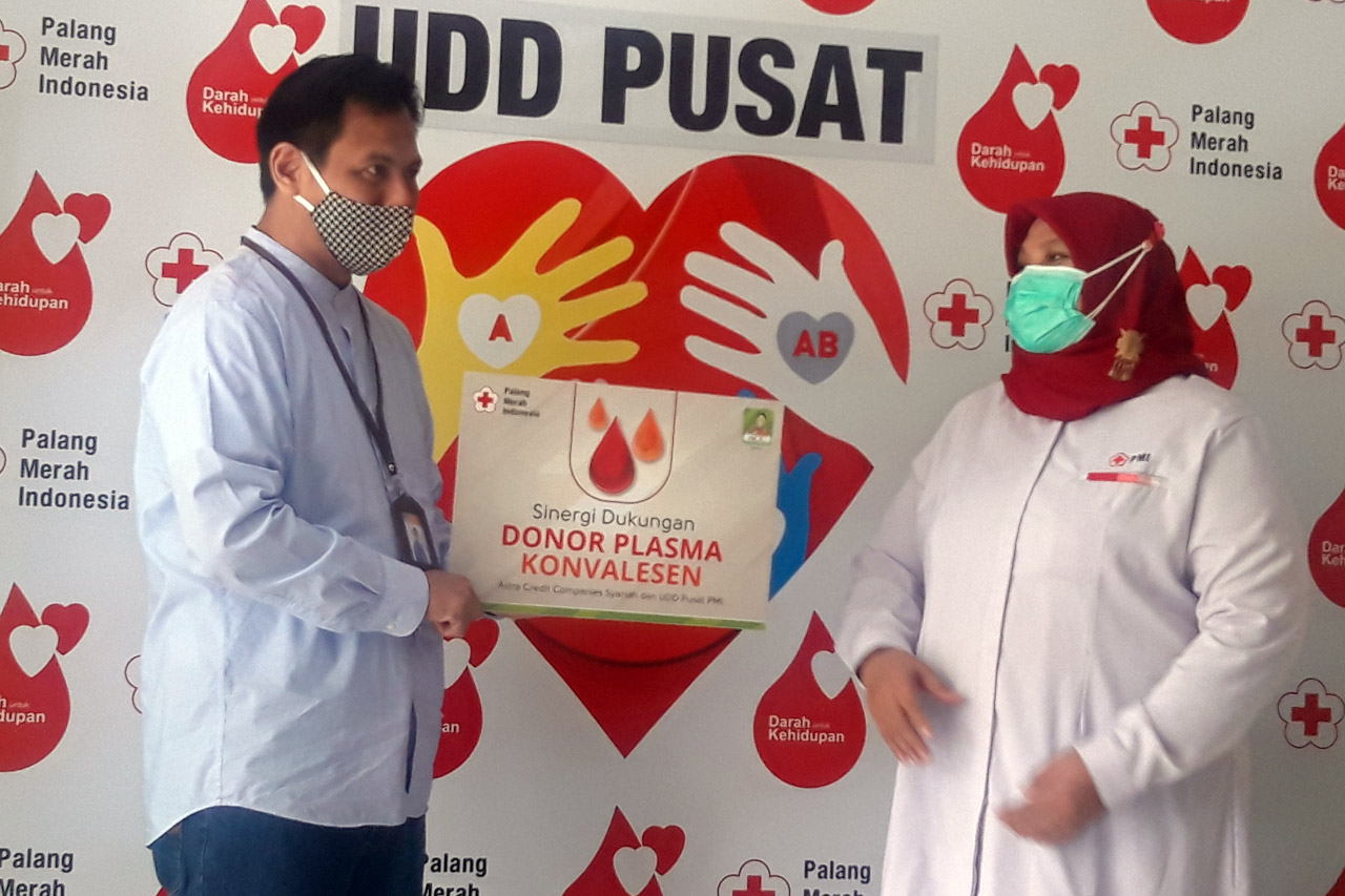 ACC Serahkan Bantuan...