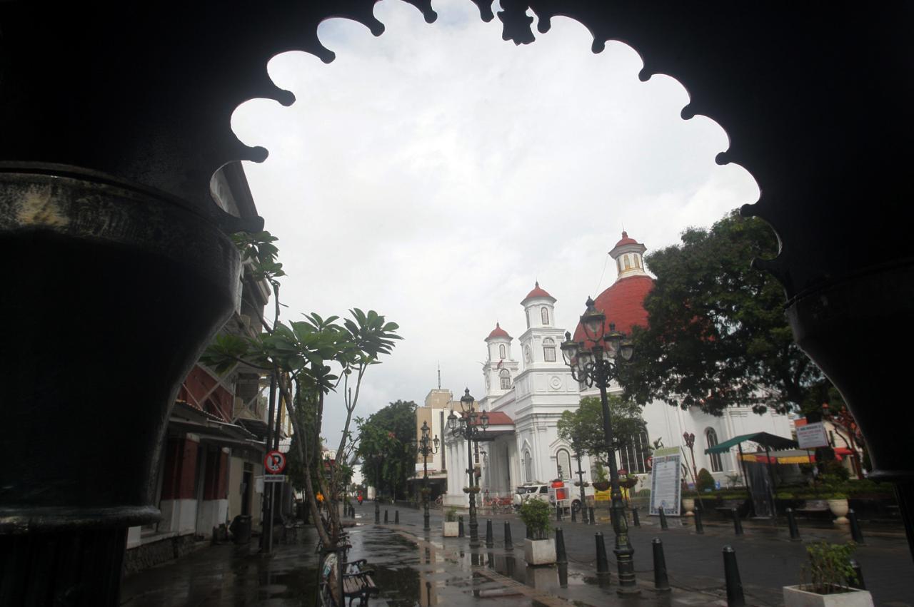 Kawasan Kota Lama Semarang...