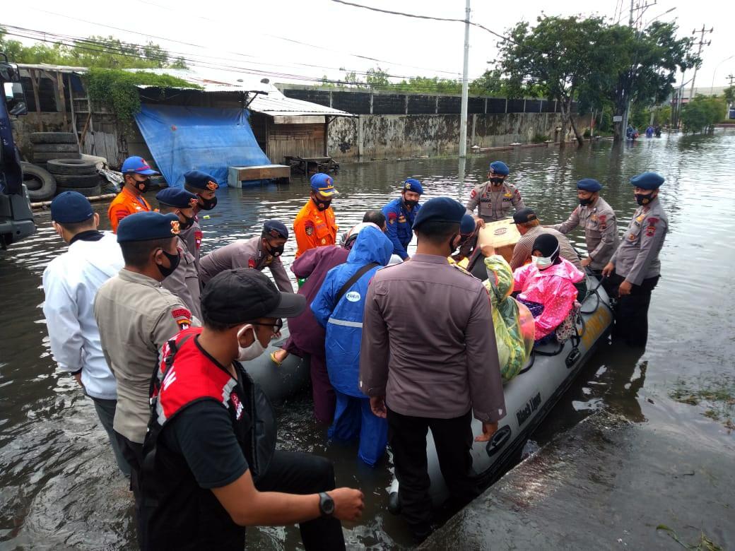 Tim SAR Gabungan dan...