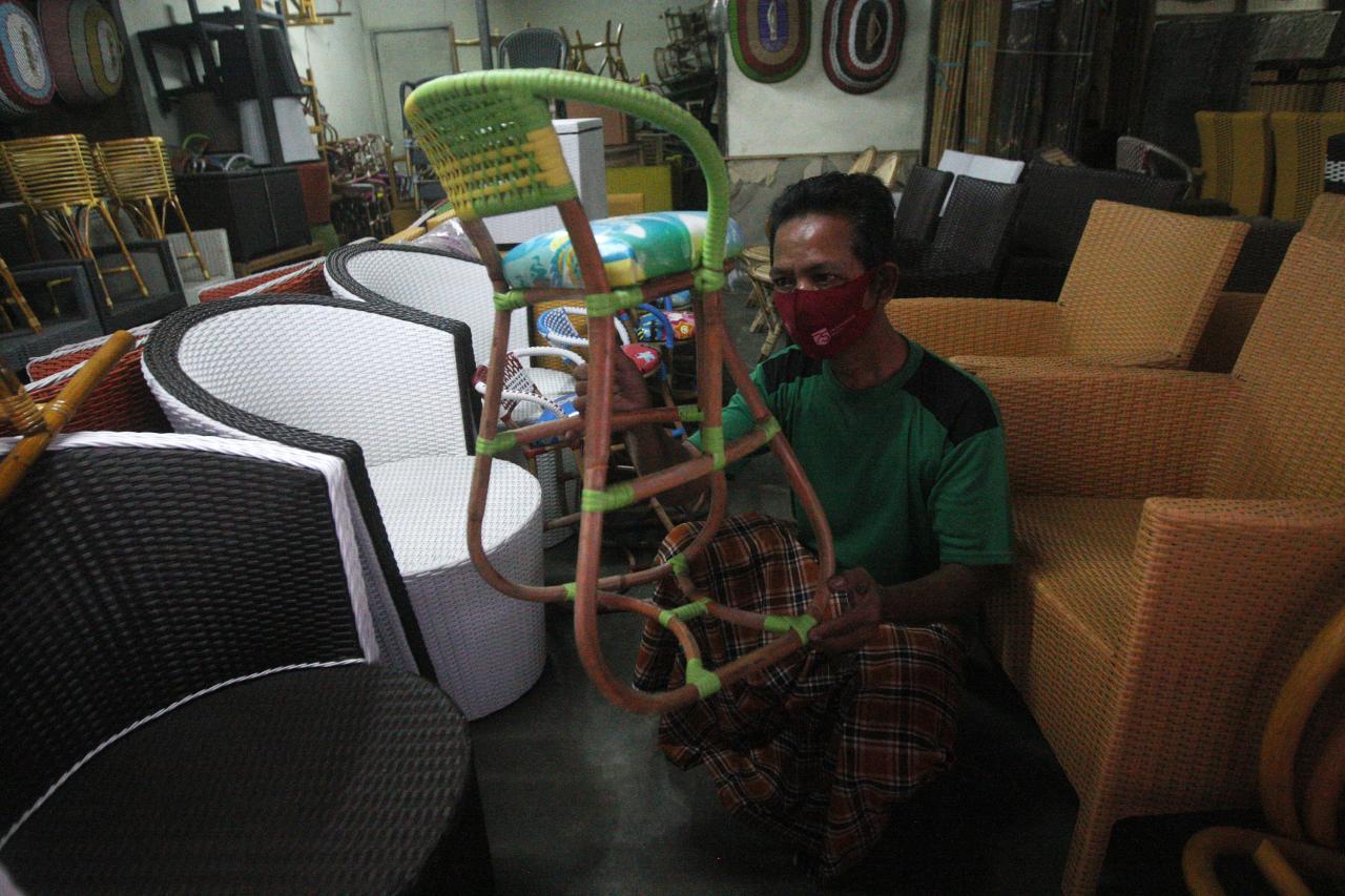 Stimulus Penjaminan...
