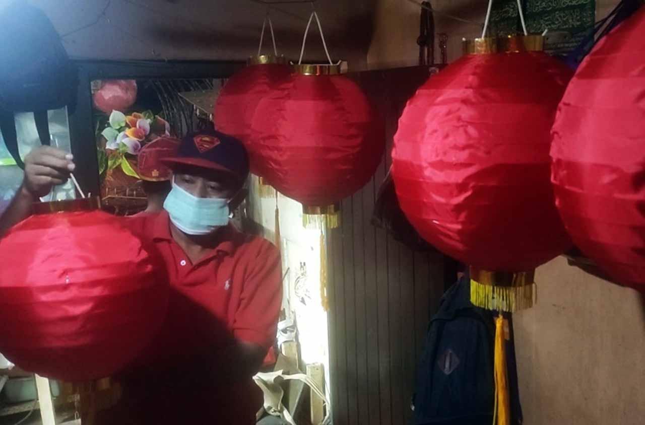 Pembatasan Perayaan...