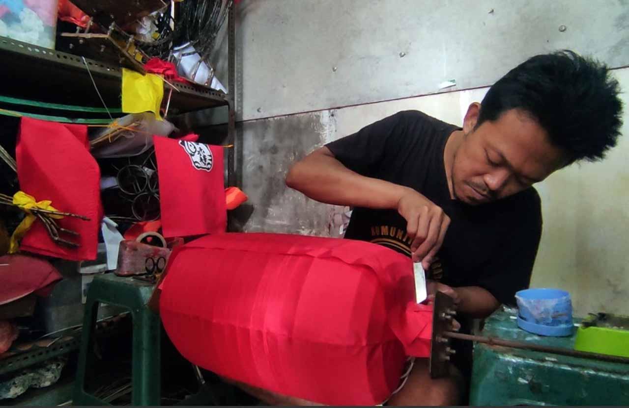 Pembatasan Perayaan...