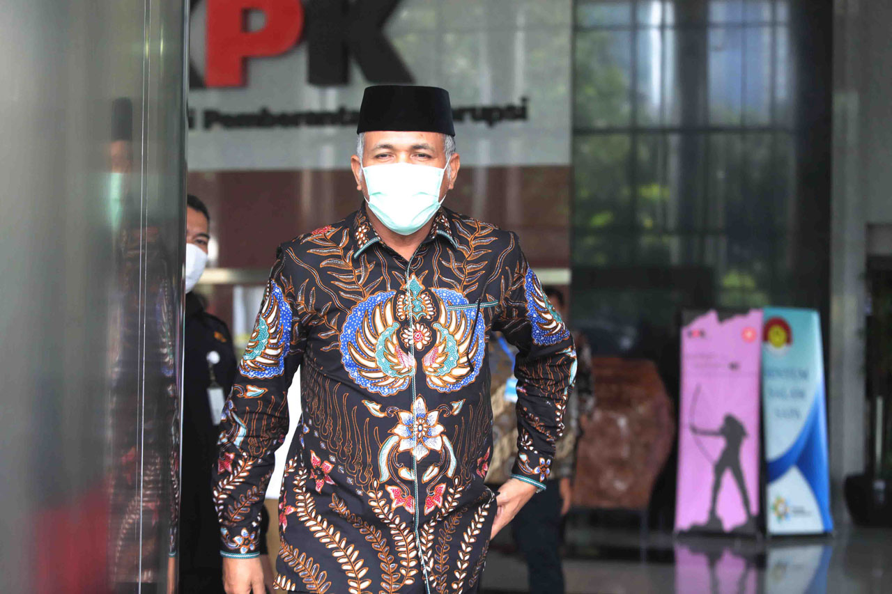KPK Undang Gubernur...