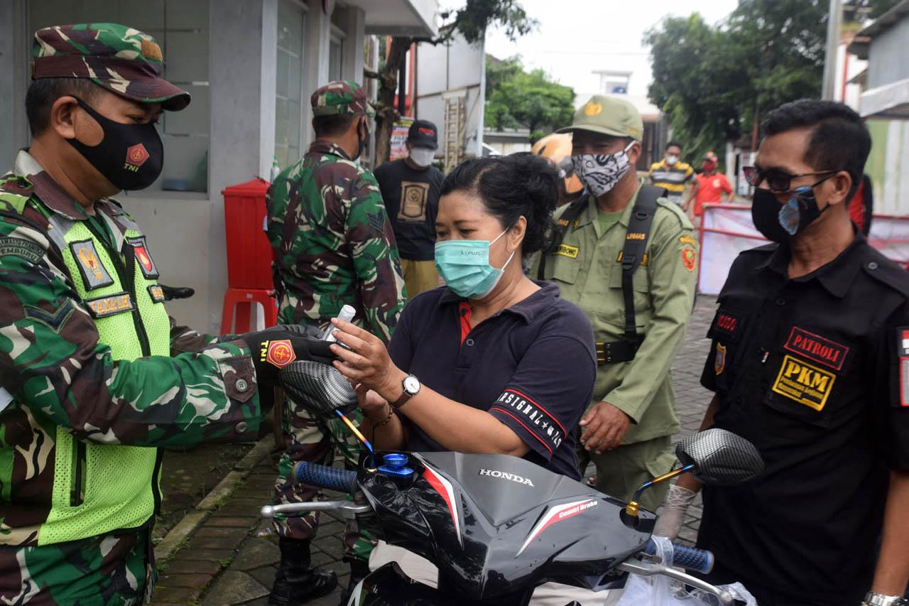 Petugas Gabungan Gelar...