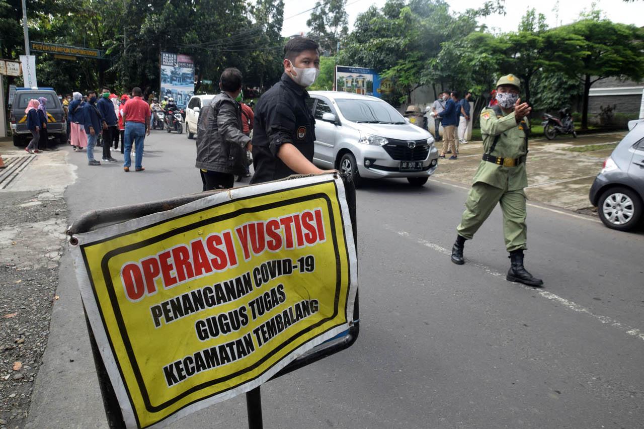 Petugas Gabungan Gelar...