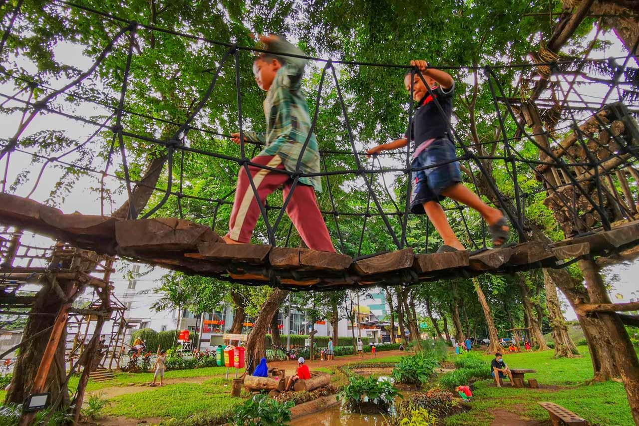 Liburan Imlek, Anak-anak...