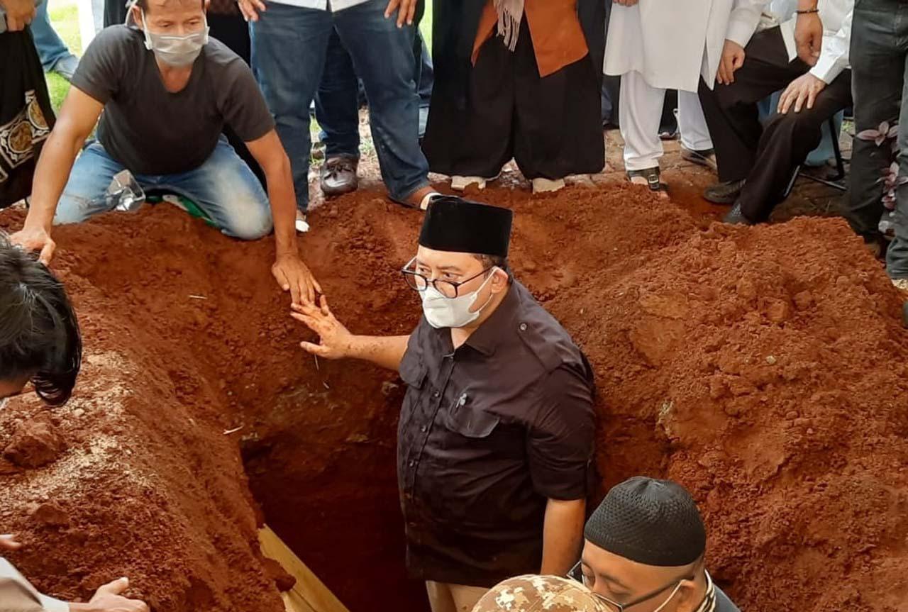 Tiba di TPU Karet Bivak,...