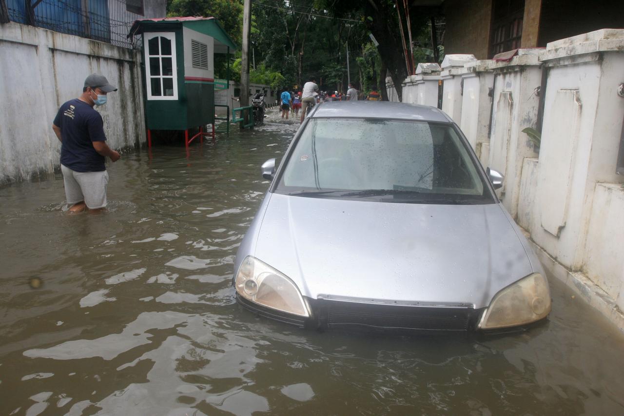 Banjir Kepung Permukiman...