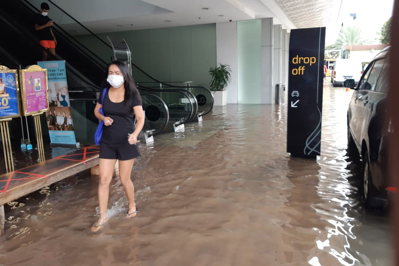 Hujan Sejak Jumat, Kawasan...