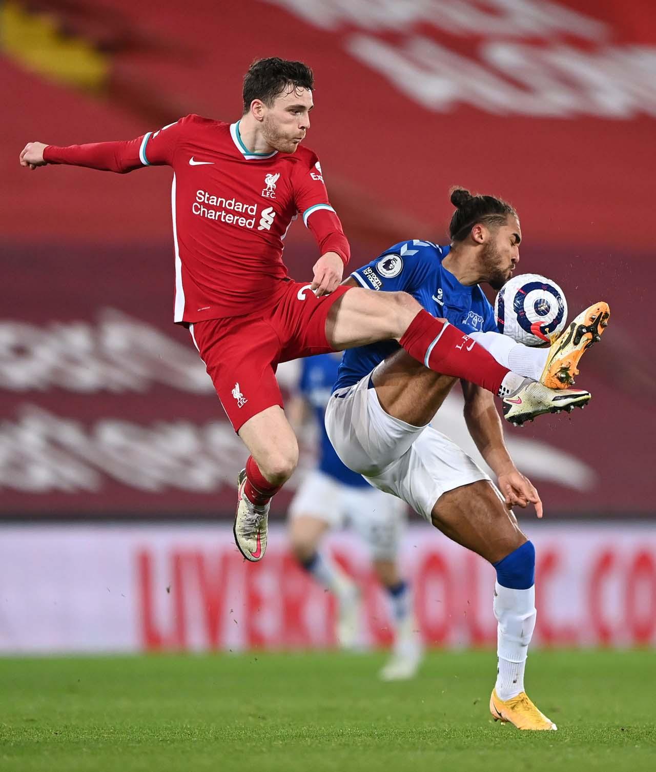 Menang 2-0, Everton...