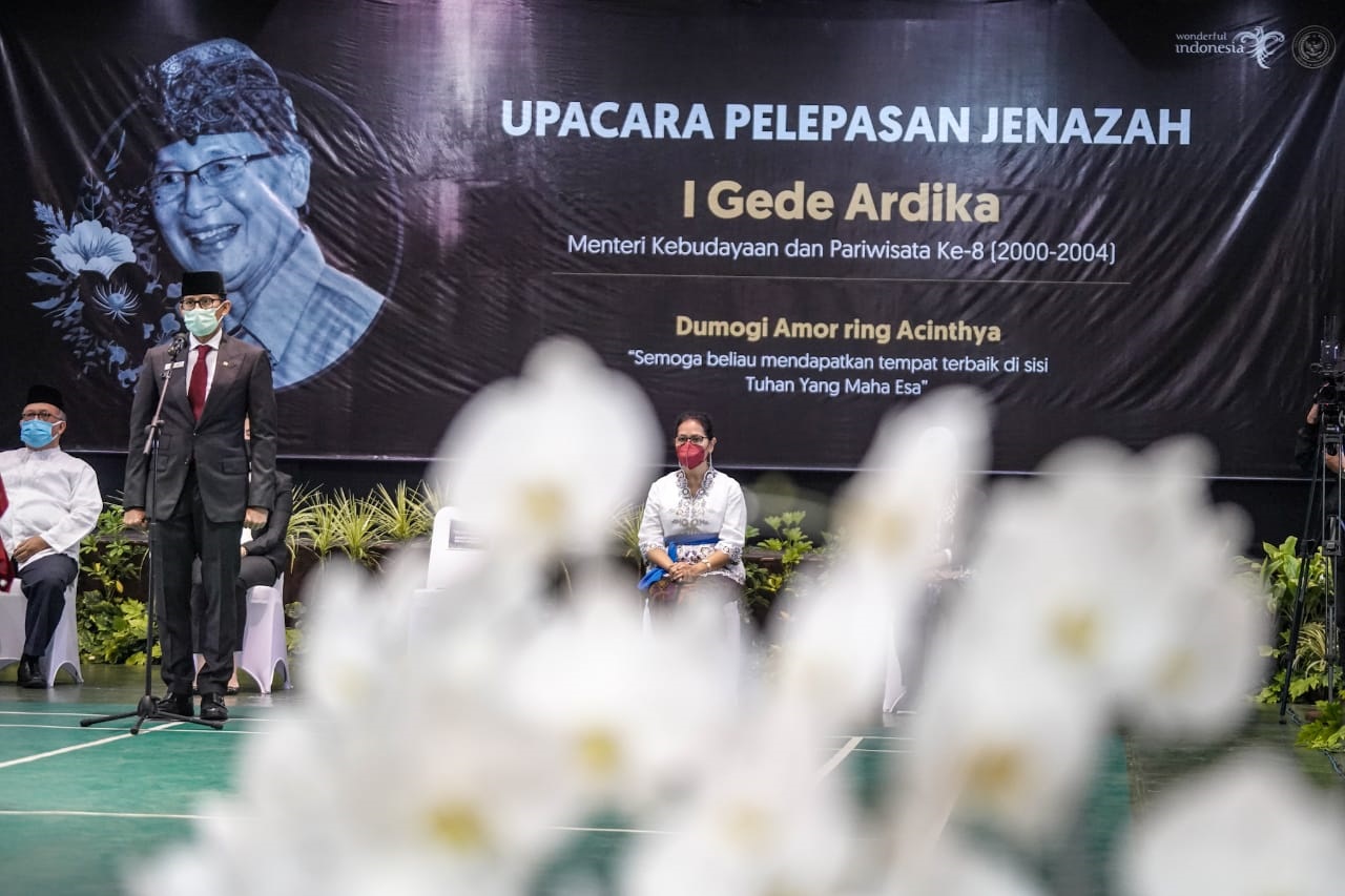 Bersama Menparekraf...