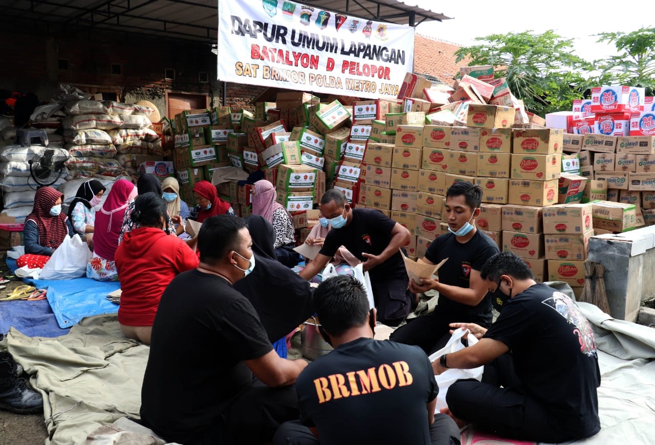 Bupati Eka Supria Atmaja...