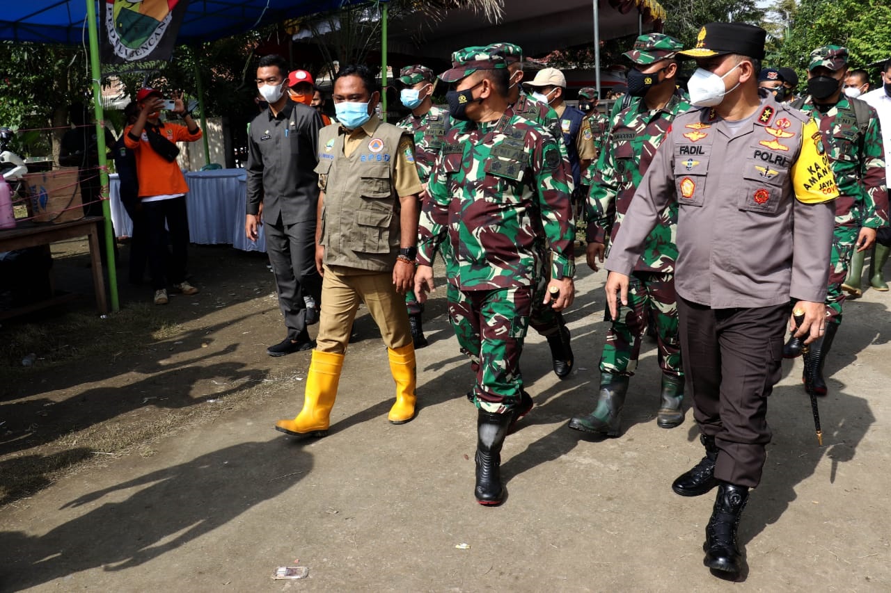Bupati Eka Supria Atmaja...