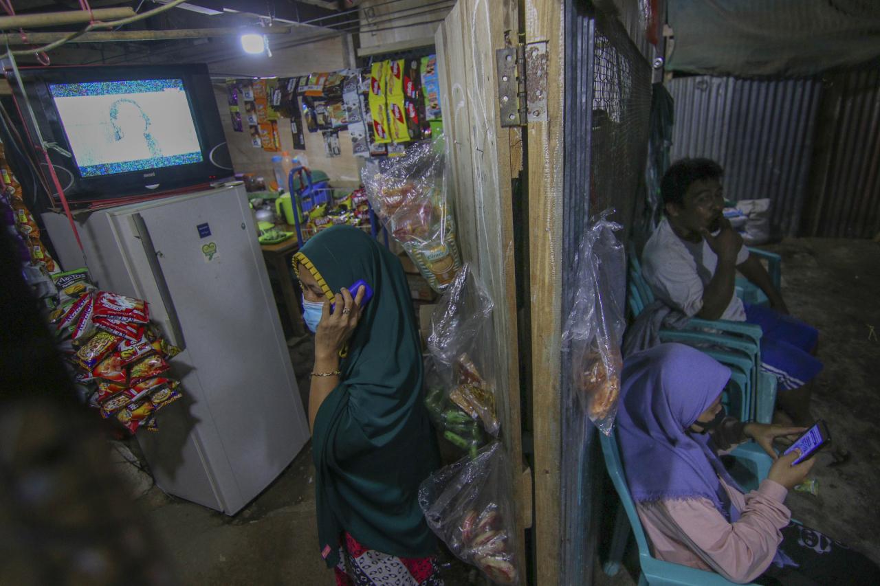 PLTS, Hidupkan Nyala...