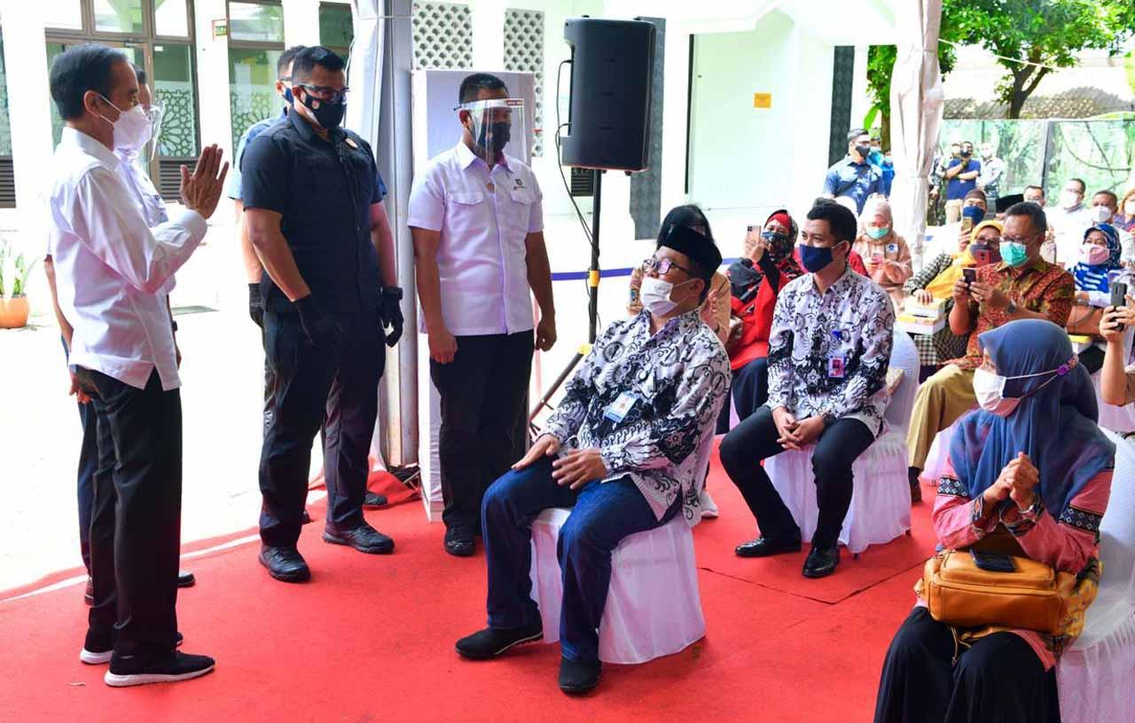 Didampingi Anies, Jokowi...